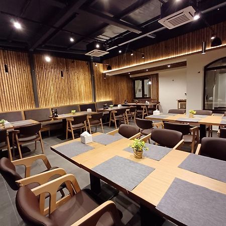Pensiune & Restaurant Victoria Paltinis Luaran gambar